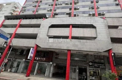 Sala comercial para alugar na Rua Santo Antônio, 1500, Centro, Juiz de Fora