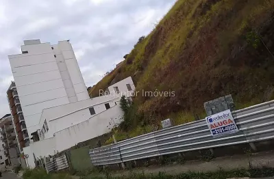 Ponto comercial para alugar no São Mateus, Juiz de Fora 