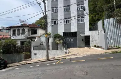 Apartamento com 3 quartos para alugar na Rua São Sebastião, Centro, Juiz de Fora