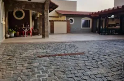 Sobrado à venda sendo 3 suites e 1 dormitório -  pronto para morar!