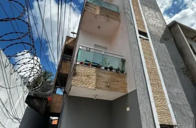 Kitnet na Maraponga com sala, cozinha e 1 quarto. Com garagem para moto e agua incluso