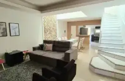Ótima oportunidade excelente localização com moveis planejados.