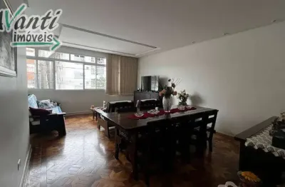 Casa sobreposta alta à venda na ponta da praia – 3 quartos, 2 vagas e varanda