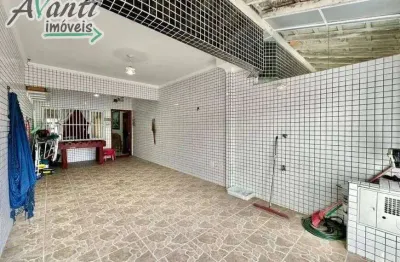 Sobrado à venda no canto do forte, praia grande – 3 dorms, suíte, piscina – avanti imóveis