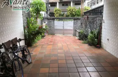 Casa com 4 quartos à venda na Rua Oswaldo Cruz, 379, Boqueirão, Santos