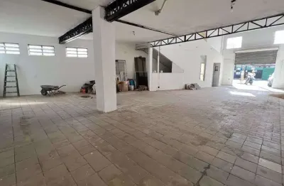 Barracão / Galpão / Depósito à venda na Avenida Almirante Tamandaré, 253, Macuco, Santos