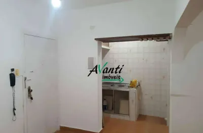 Apartamento tipo sala living  à venda, na quadra da praia do  embaré - santos