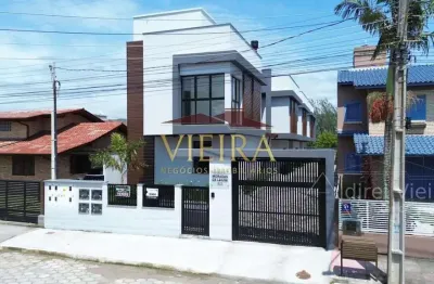 Sobrado a venda no centro de garopaba/sc, próximo a lagoa das capivaras