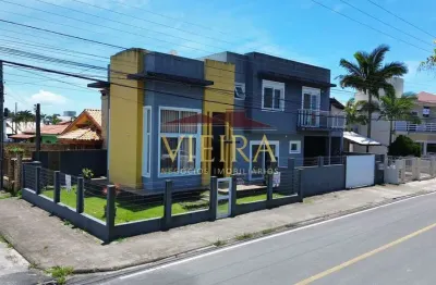 Casa com 2 quartos à venda no Centro, Garopaba 