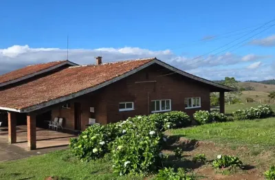 Sitio muito grande e lindo em delfim moreira (mg) muito aconchegante .