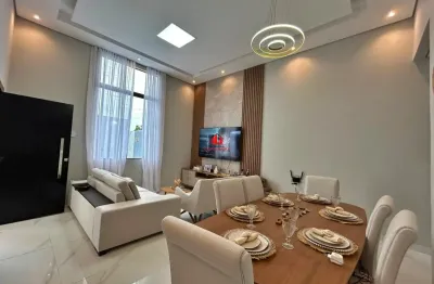 Vila suíça mobiliada 100% espaço closet venda com piscina e pé direito alto