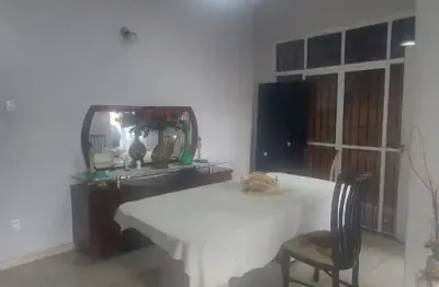 Casa comercial com 5 salas para alugar na Travessa Coronel Luís Bentes, 288, Telégrafo Sem Fio, Belém