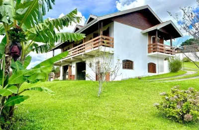 Casa com 3 quartos à venda no jardim cataguases, campos do jordão  por r$ 1.300.000