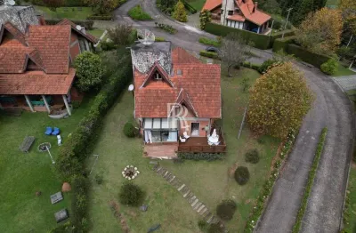 Casa em condomínio fechado com 3 quartos à venda no vale encantado, campos do jordão  por r$ 1.400.000