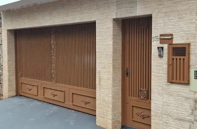 Casa, três quartos, sendo uma suíte. próxima a faculdade usp - ribeirão