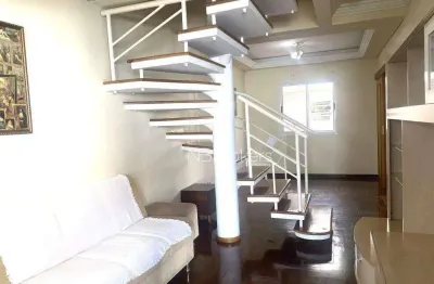 Sobrado com 3 dormitórios à venda, 121 m² por r$ 670.000,00 - xaxim - curitiba/pr