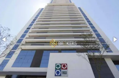 Mobiliado e equipado em frente ao shopping mueller!