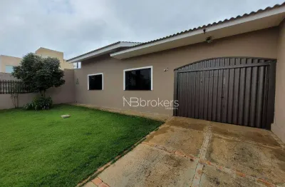 Ampla com 4 quartos em região privilegiada: ideal para retrofit!