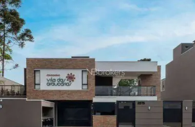 Pronto para morar: cozinha planejada e quintal privativo!
