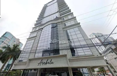 Apartamento de 130m² com 3 suítes e 2 vagas no centro de itapema!