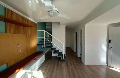 Casa em condomínio à venda em cotia-sp - jardim da glória 3 quartos, 1 suíte, 2 banheiros, 2 vagas de garagem, 180 m² de área