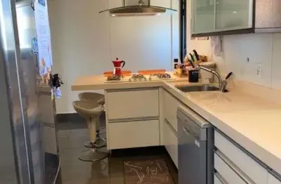 Apartamento de luxo para locação em Santo Amaro, São Paulo-SP: 3 quartos, 3 suítes, 3 banheiros, 3 vagas de garagem, 145m².