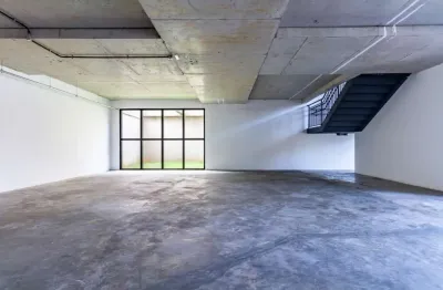 Loja comercial para aluguel no bairro socorro - jurubatuba: 485m², 2 banheiros e 7 vagas de garagem em são paulo-sp