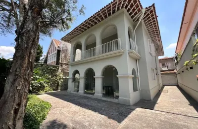 Imóvel de alto padrão - 4 quartos, 3 suítes, 5 banheiros, 6 vagas na garagem - jardim paulista, sp. confira!