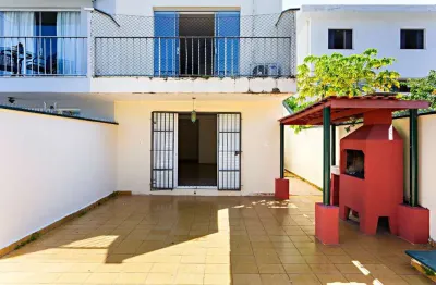 Casa à venda na vila madalena, são paulo-sp: 3 quartos, 1 suíte, 4 banheiros, 2 vagas de garagem, 239 m² de área.