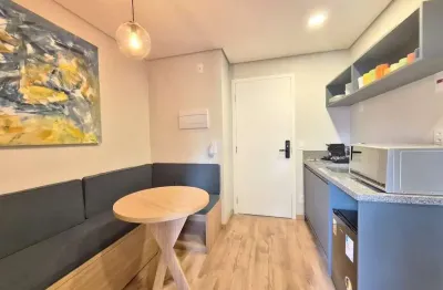 Kitnet / Stúdio à venda na Rua Alves Guimarães, 179, Pinheiros, São Paulo