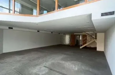 Sala comercial de alto padrão em condomínio na vila tramontano, são paulo-sp: 3 banheiros, 5 vagas e 136m² de área!