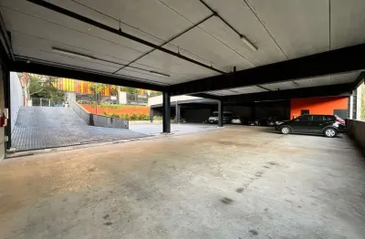 Ponto comercial à venda na vila andrade, são paulo-sp, com 40 vagas de garagem e 900m² de área.