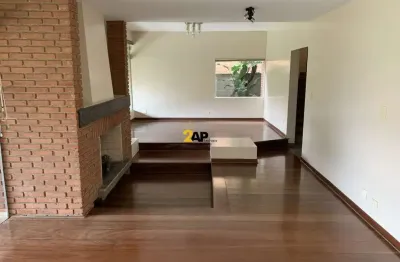 Casa de luxo à venda em jd. lar são paulo: 4 quartos e 4 vagas de garagem!