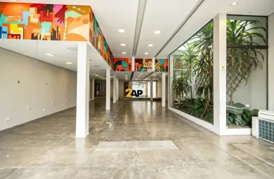 Loja Comercial para Locação em Moema, 3 Banheiros, 3 Vagas e 350m² de Área!