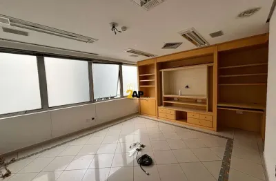 Conjunto comercial para aluguel na república, 13 salas, 3 banheiros, 1 vaga de garagem, 484m²