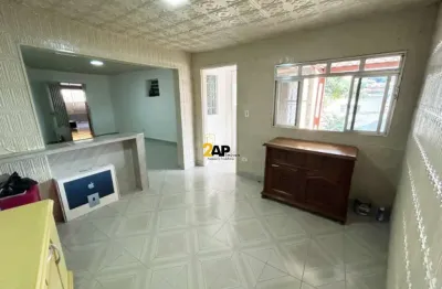 Imperdível: casa de 3 quartos, sendo 1 suíte, no campo limpo com 220m² e 2 vagas!