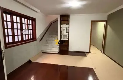 Casa á venda em jardim das vertentes com 200m², 3 quartos sendo 1 suíte e 2 vagas.