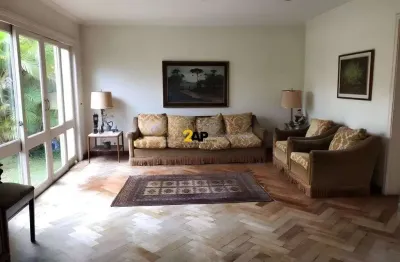 Casa á venda com 350m², 6 quartos sendo 4 suítes e 4 vagas - morumbi.