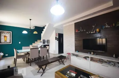 Casa em condomínio fechado com 3 quartos à venda na Rua Frederico Guarinon, 174, Panamby, São Paulo