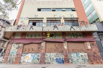 Prédio comercial para locação no centro de são paulo-sp: 600m², 2 banheiros.