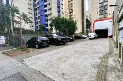 Ponto comercial na vila olímpia: imóvel com 397m², 4 banheiros e 18 vagas de garagem em são paulo-sp
