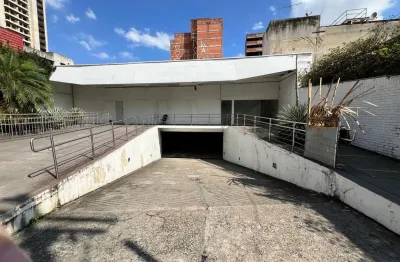 Prédio comercial para venda ou locação em santo amaro, 8 banheiros, 30 vagas de garagem e 1.355m²