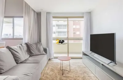 Apartamento duplex de luxo 100m² no brooklin, 2 suítes, decorado, com piscina, academia e concierge.