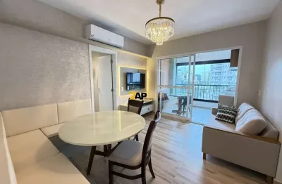 Apartamento de 2 quartos na vila andrade: 1 suíte, 2 salas, 3 banheiros, 1 vaga e 65m² para locação mobiliado.