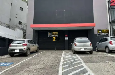 Salão comercial na vila andrade, são paulo-sp: 2 salas, 3 banheiros, 8 vagas e 350m² de área!