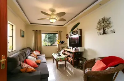 Casa à venda 210m² com 3 suítes e 5 vagas de garagem - jardim colombo.