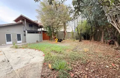 Casa comercial para venda, bairro veleiros: 2 quartos, 3 banheiros, 8 vagas de garagem, 143,00 m² de área.