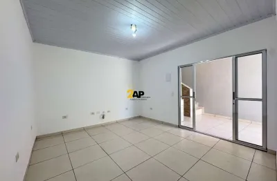 Casa com 2 quartos para alugar na Rua José Pereira Bueno, 162, Vila Franca, São Paulo
