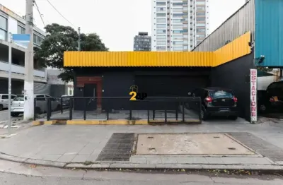 Ponto Comercial para Locação em São Paulo-SP, Pinheiros: 3 Banheiros, 4 Vagas de Garagem, 180m² de Área!