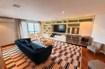 Apartamento para Locação na Vila Nova Conceição, São Paulo-SP: 3 Quartos, 1 Suíte, 5 Banheiros, 3 Vagas, 200m².